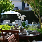 Aura Relais