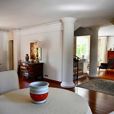 Aura Relais