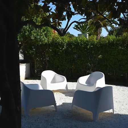 Oda ve Kahvaltı Aura Relais Numana