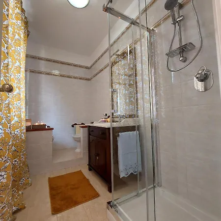 Aura Relais Oda ve Kahvaltı Numana